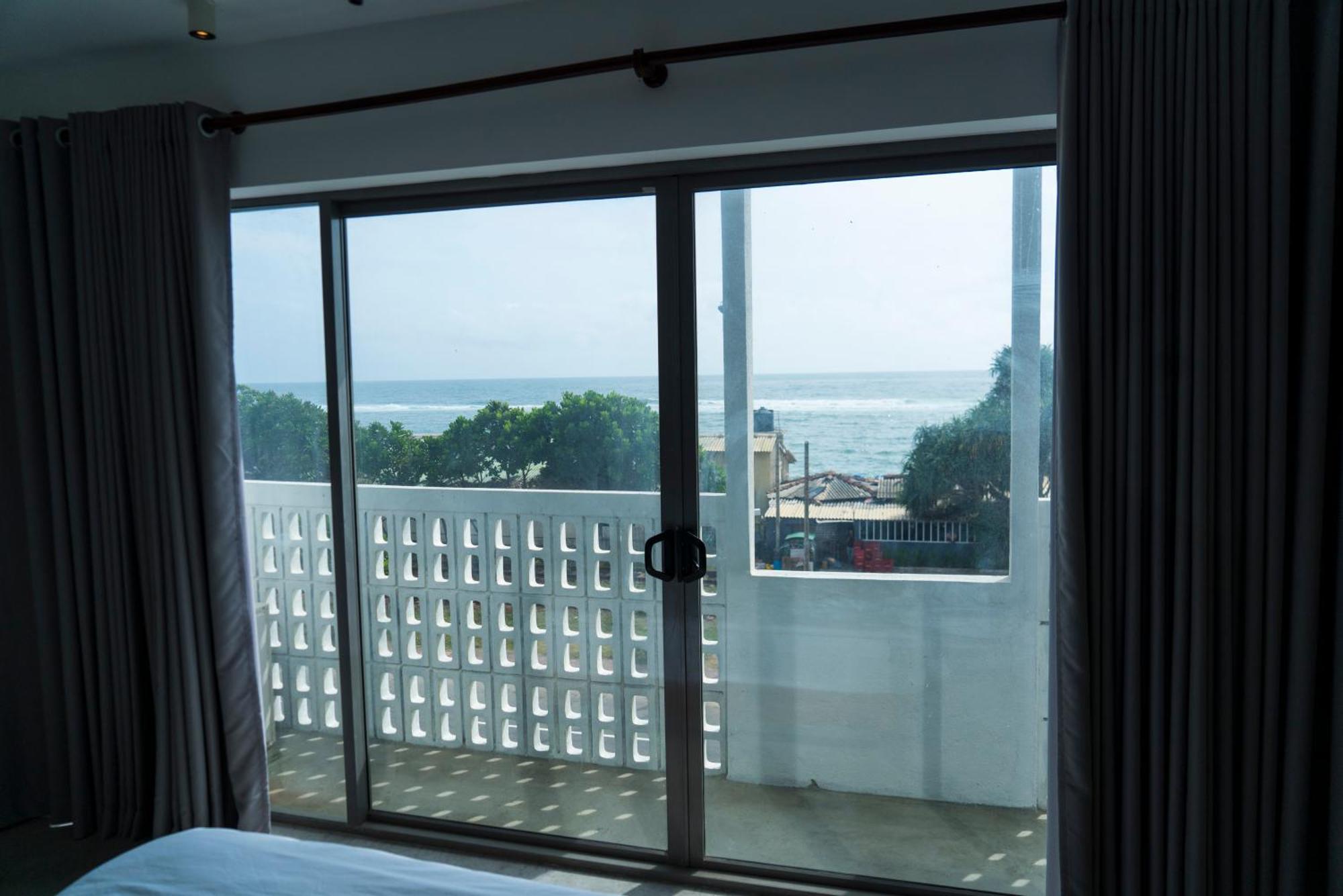 Four Petals Inn Colombo Ngoại thất bức ảnh