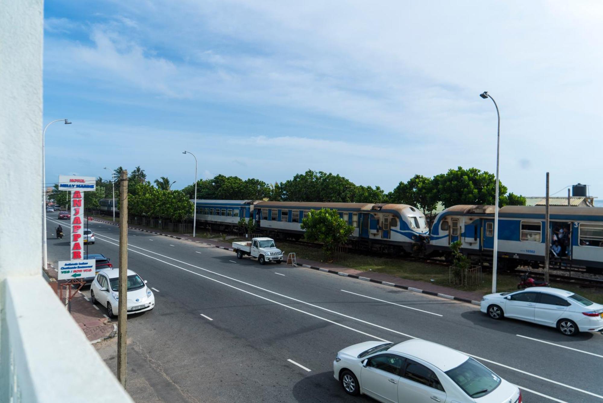 Four Petals Inn Colombo Ngoại thất bức ảnh