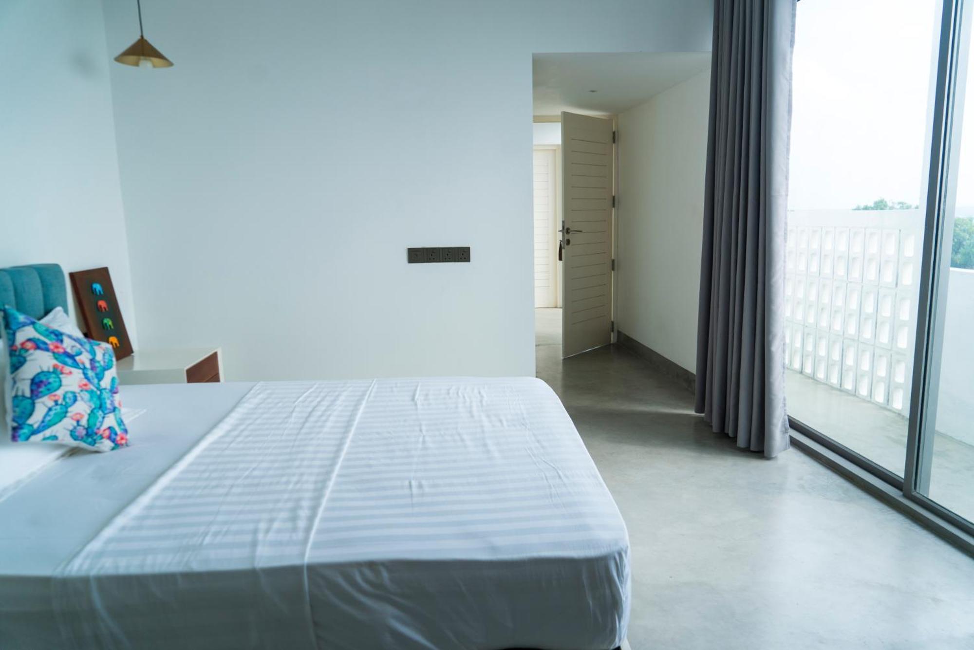 Four Petals Inn Colombo Ngoại thất bức ảnh