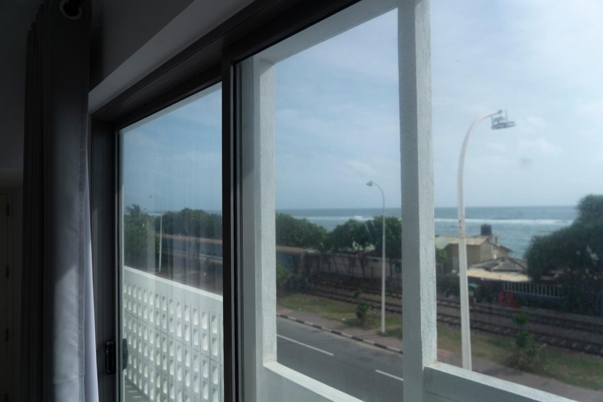 Four Petals Inn Colombo Ngoại thất bức ảnh