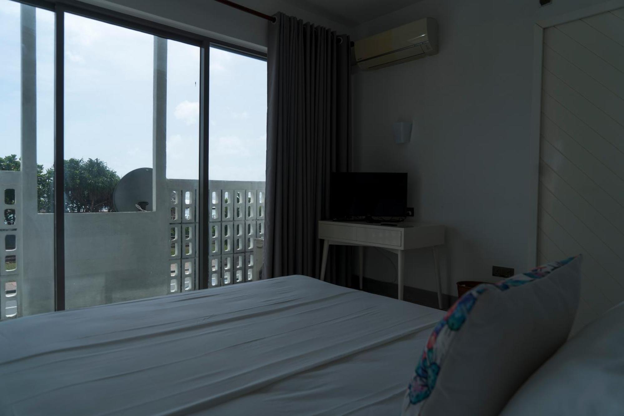 Four Petals Inn Colombo Ngoại thất bức ảnh